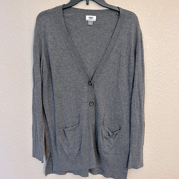 Women’s dark gray cardigan size medium. - Picture 1 of 4
